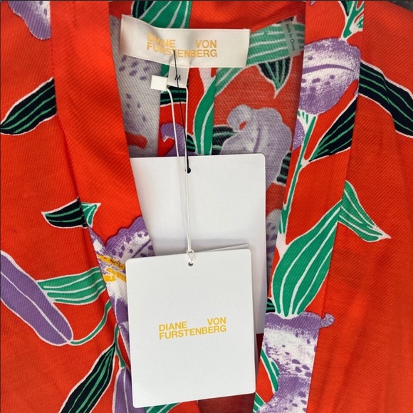 NWT Diane Von Furstenberg dress size M - Picture 4 of 4